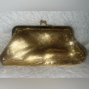 Valerie Stevens Metallic Gold Mesh Kiss lock purse/clutch